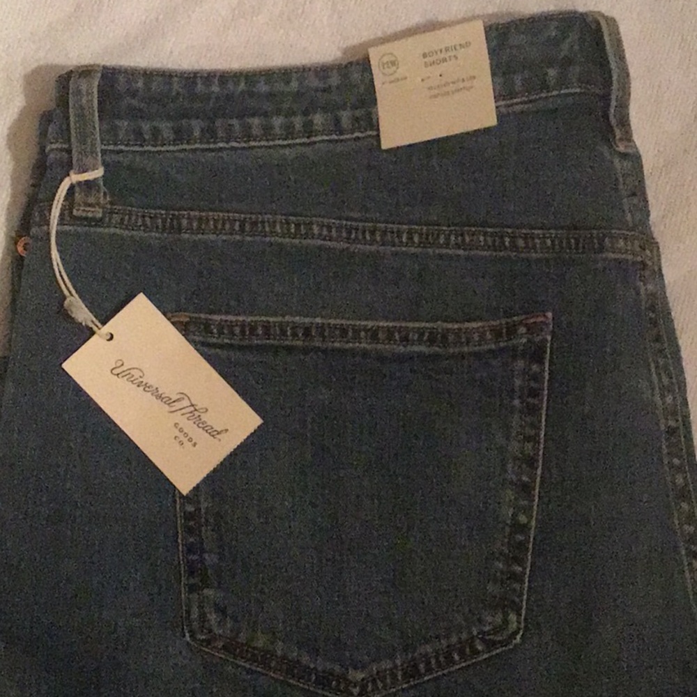 NEW UNIVERSAL THREAD plus size shorts - Picture 1 of 8